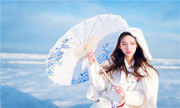新和试管代怀生子多少钱一个？助孕之路的费用分析与方案选择